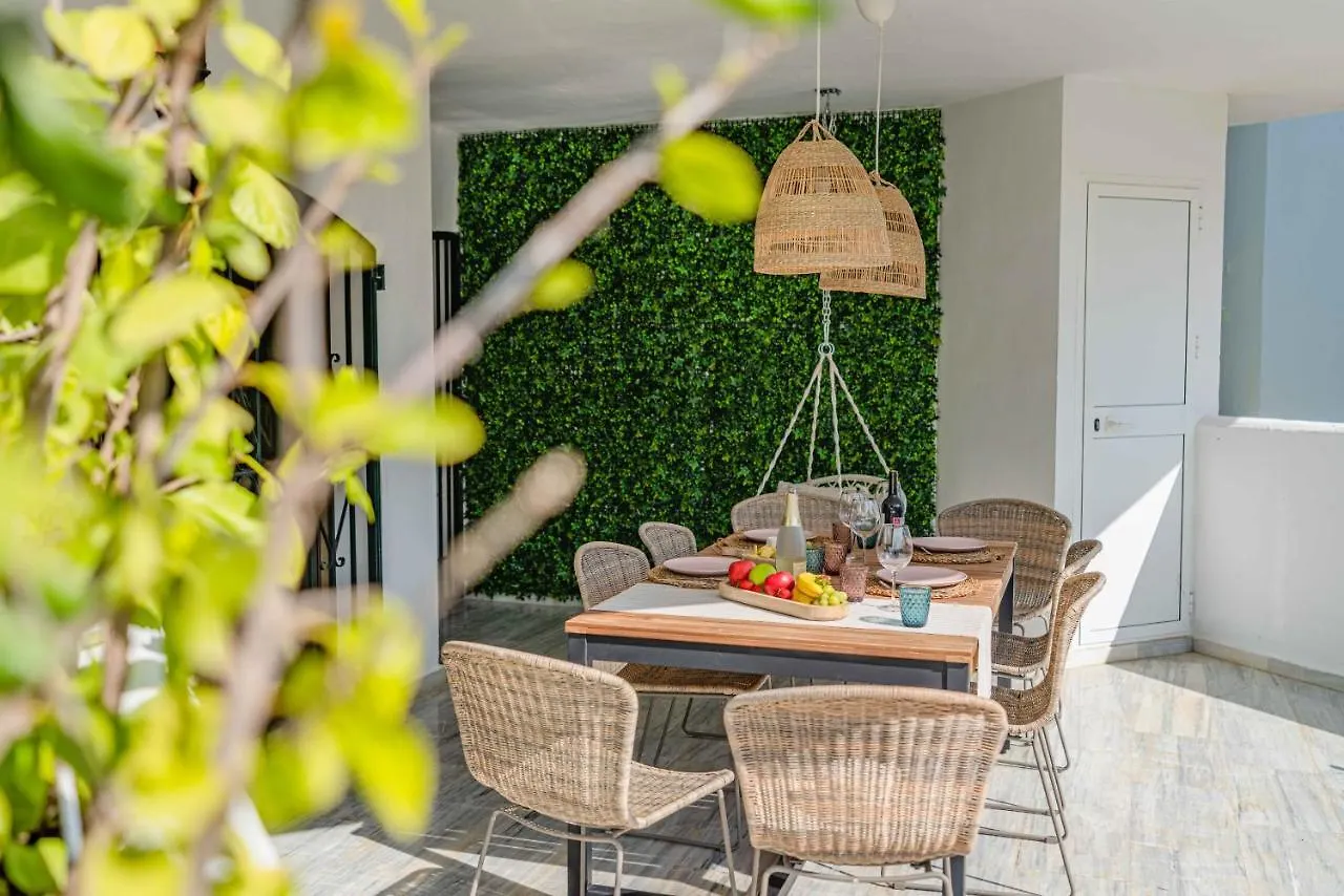 Apartment Golden Beach Holiday Home With Jacuzzi Marbella