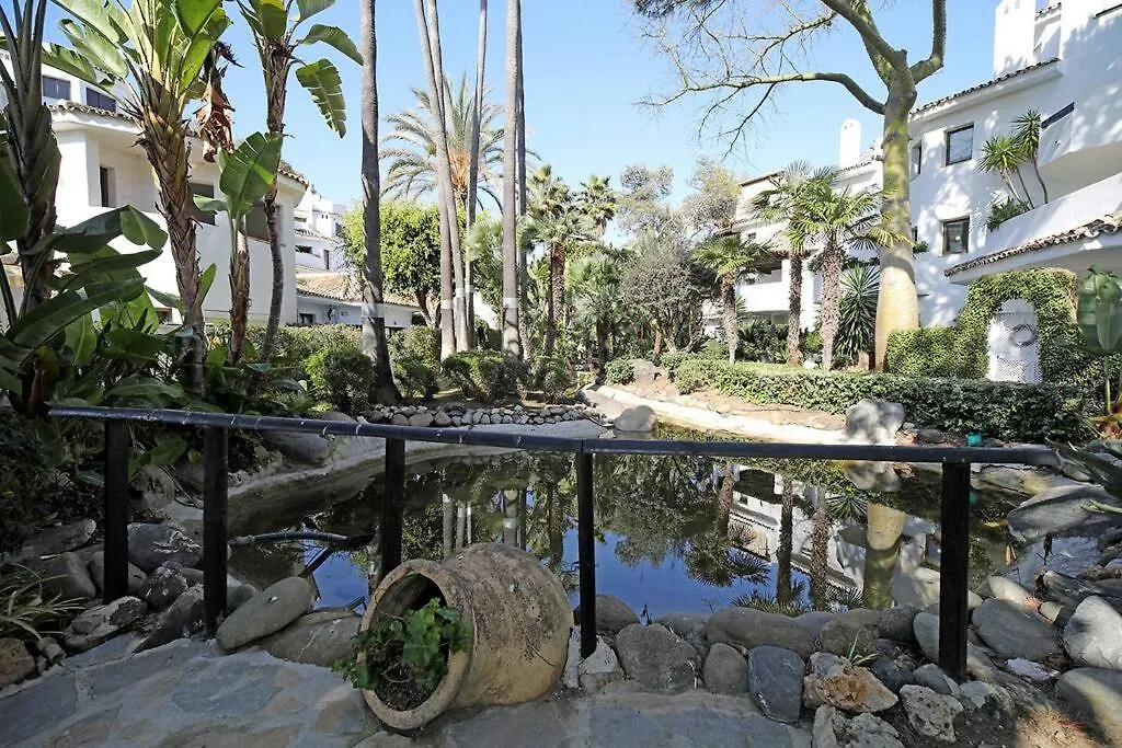 Apartment Golden Beach Holiday Home With Jacuzzi Marbella