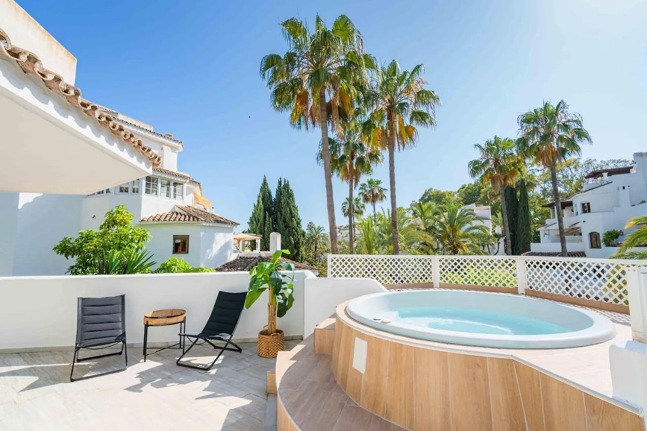 Golden Beach Holiday Home With Jacuzzi Marbella Apartment