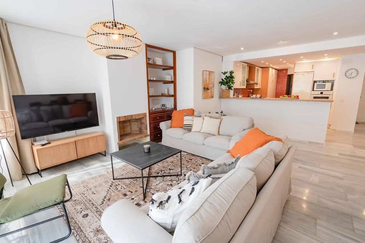 Golden Beach Holiday Home With Jacuzzi Marbella Apartment