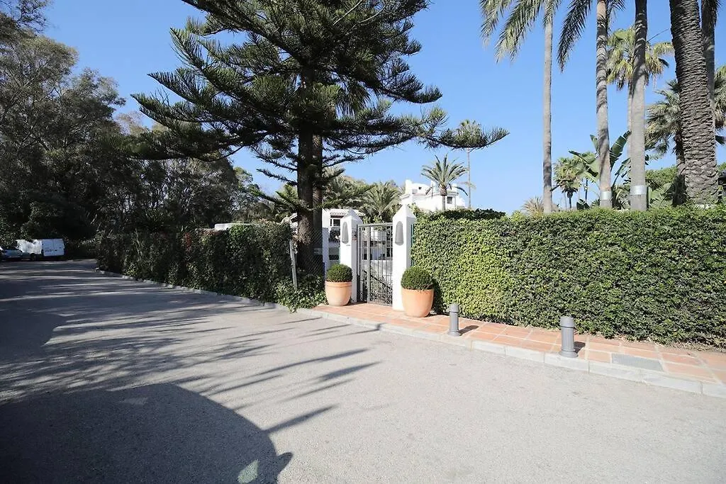 Apartment Golden Beach Holiday Home With Jacuzzi Marbella